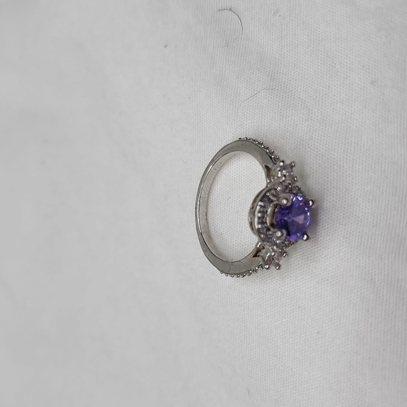 LAB CREATED ALEXANDRITE RING - Picture 6 of 10